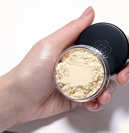 Н2 Хайлайтер "Банановый" Kristall Minerals Cosmetics, 4 г